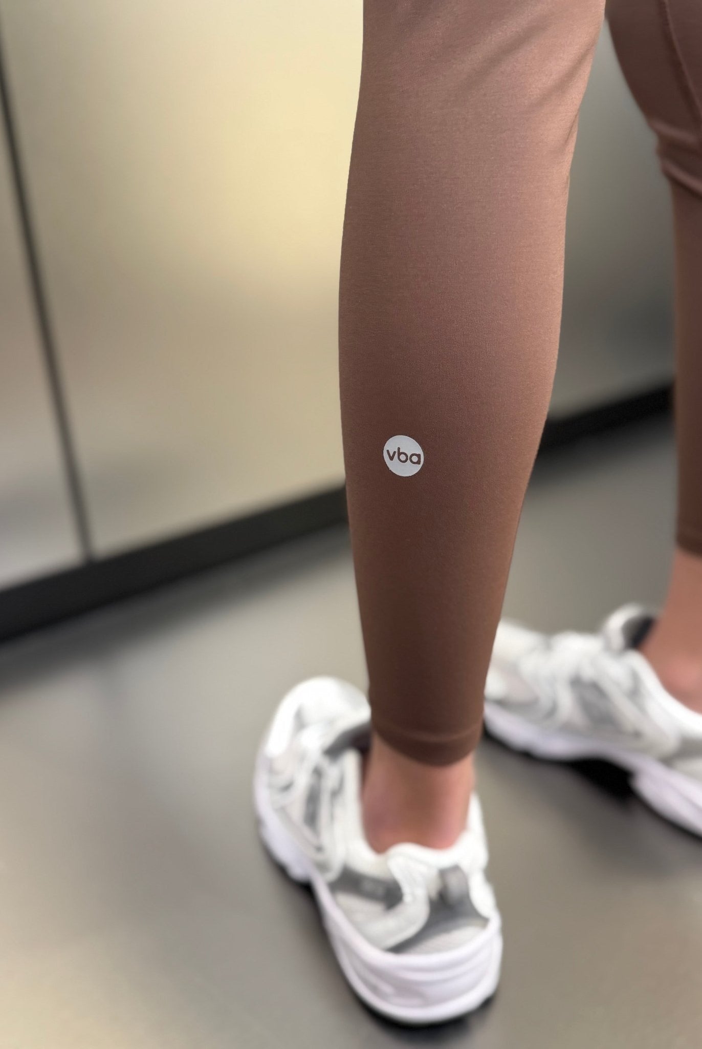 Active Legging - Cocoa (Dispatched W/C 15/12/25) - Vincentius