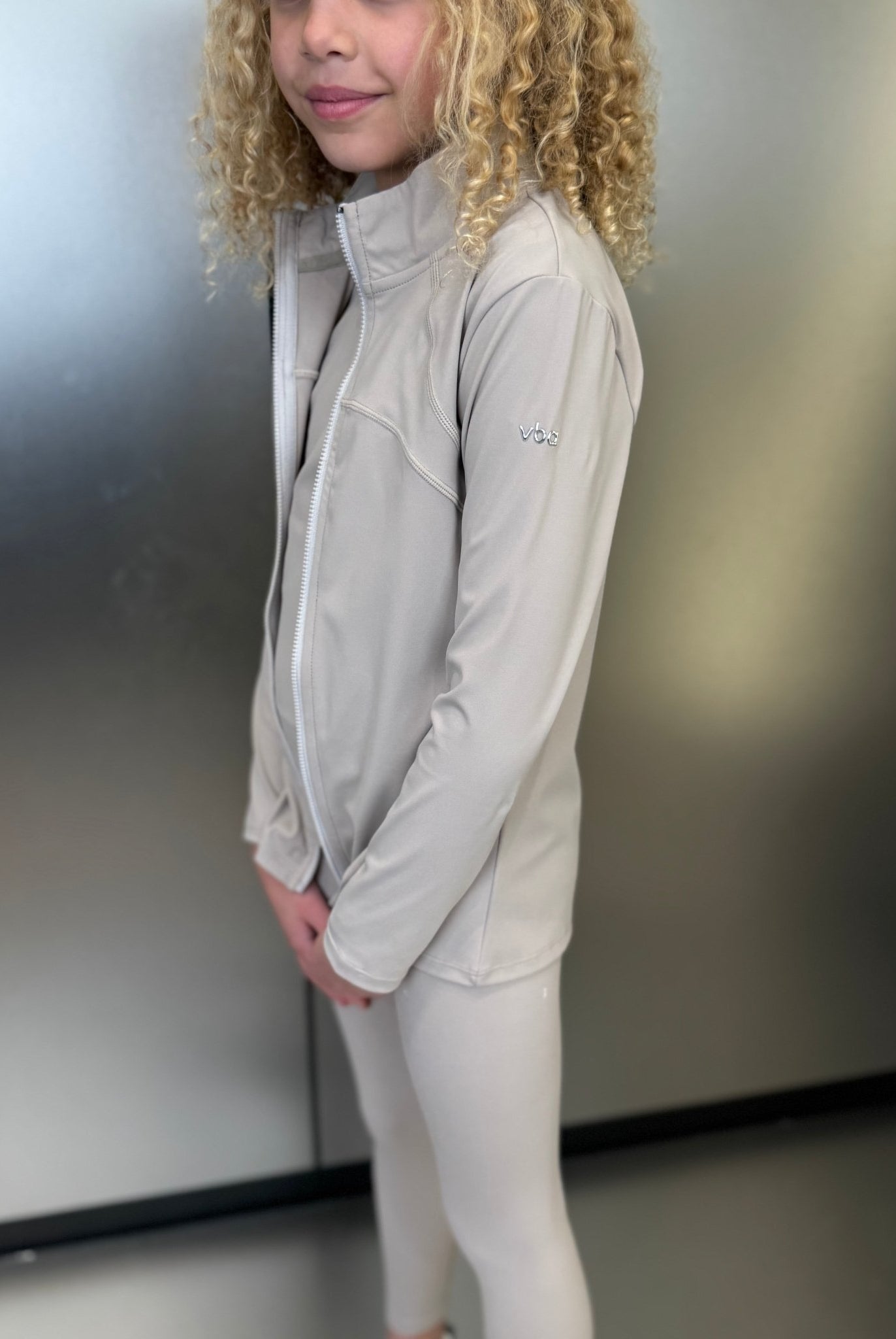 Active Zip Jacket - Warm Latte (Dispatched W/C 15/12/25) - Vincentius