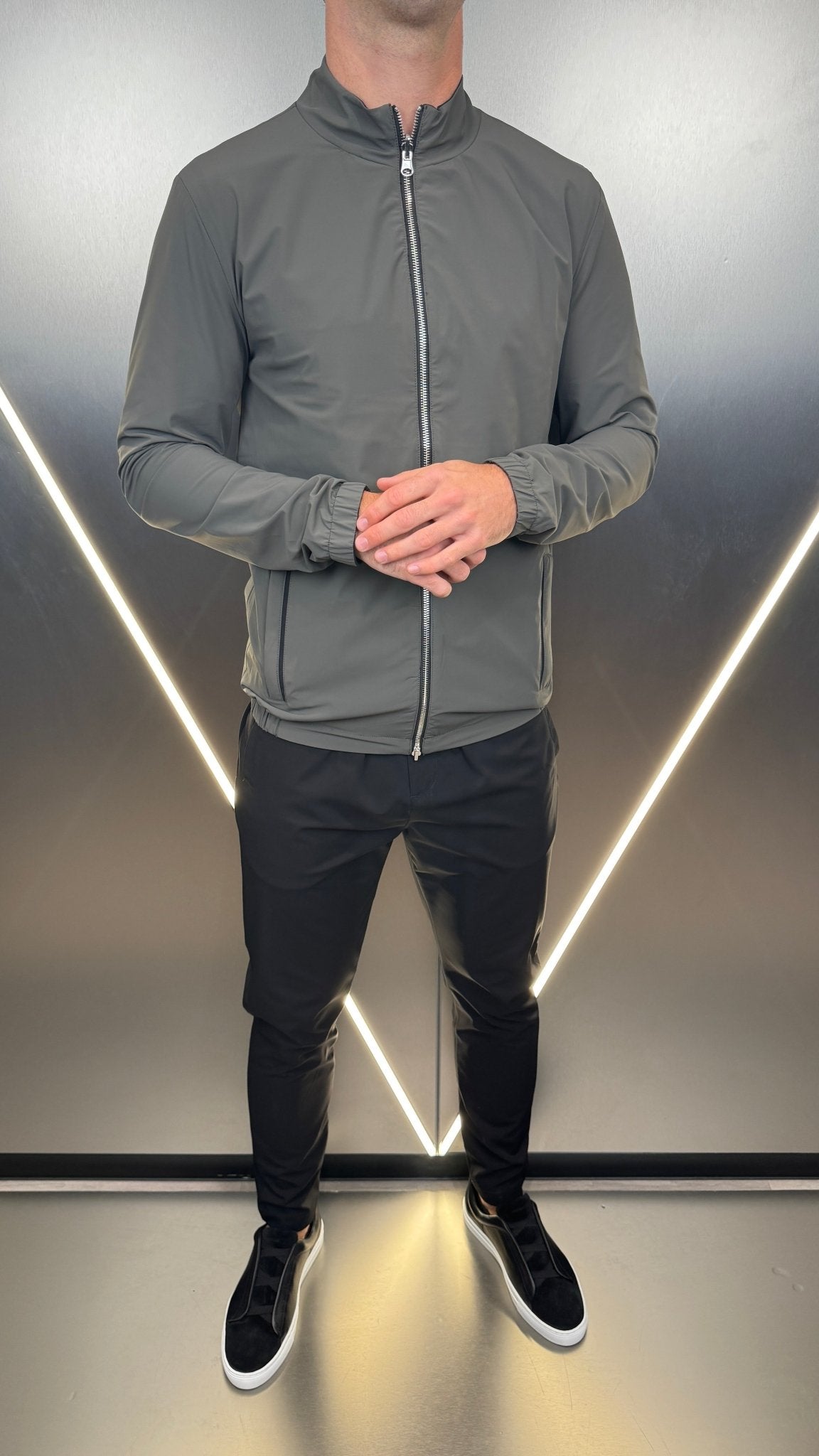 Commuter Reverse Jacket - Olive/Black - Vincentius