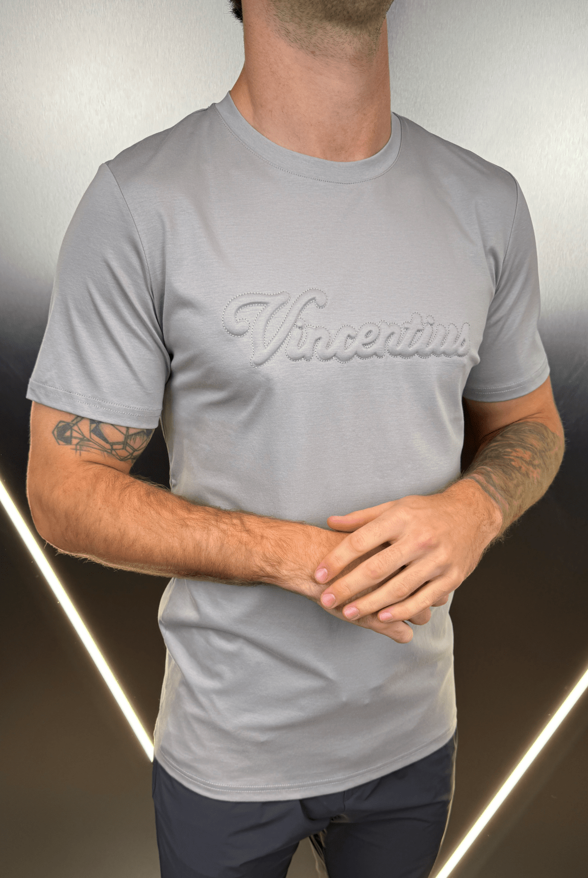 Luxury Embossed Tonal Logo T-Shirt - Ice Grey - Vincentius