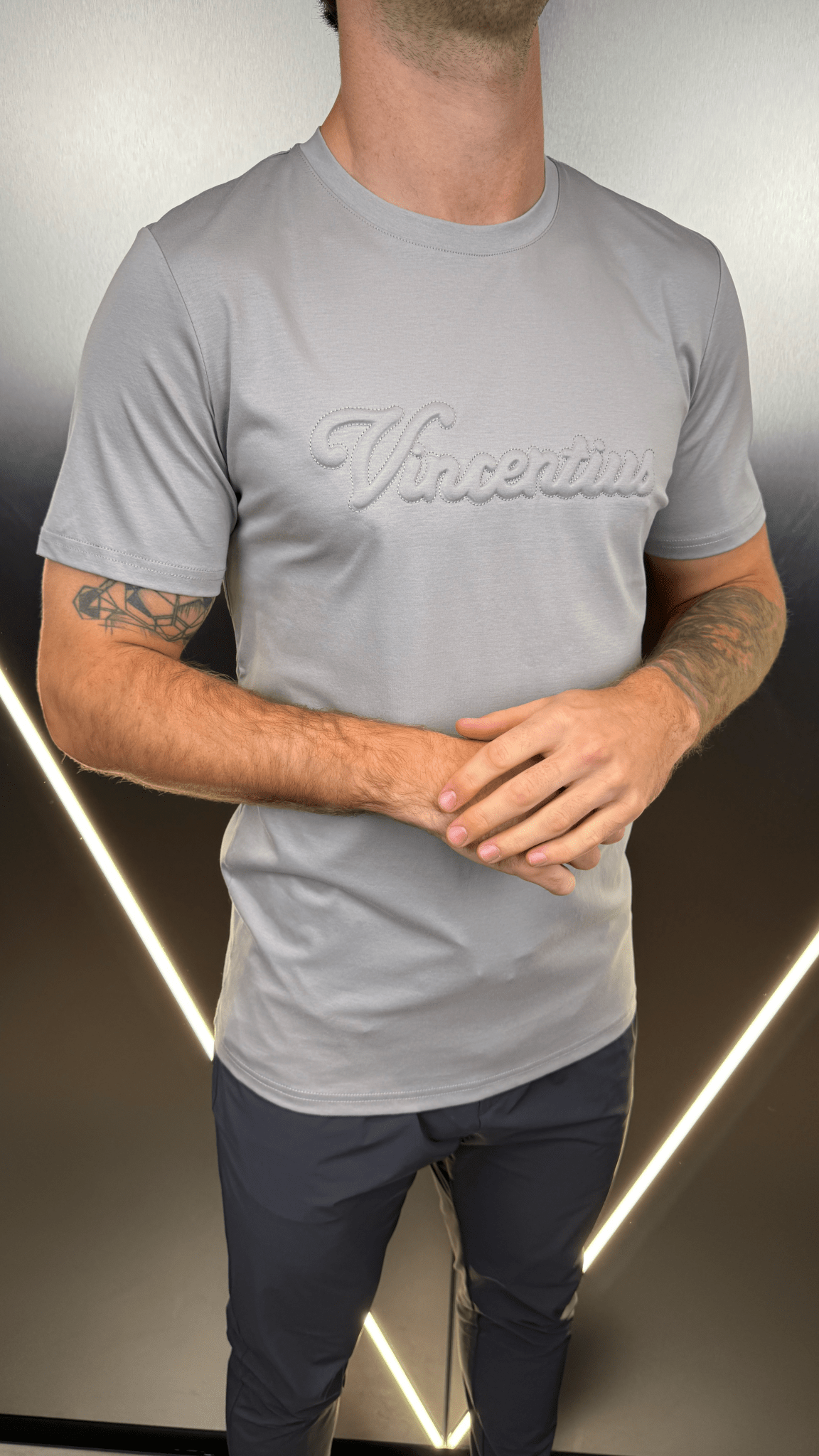 Luxury Embossed Tonal Logo T-Shirt - Ice Grey - Vincentius