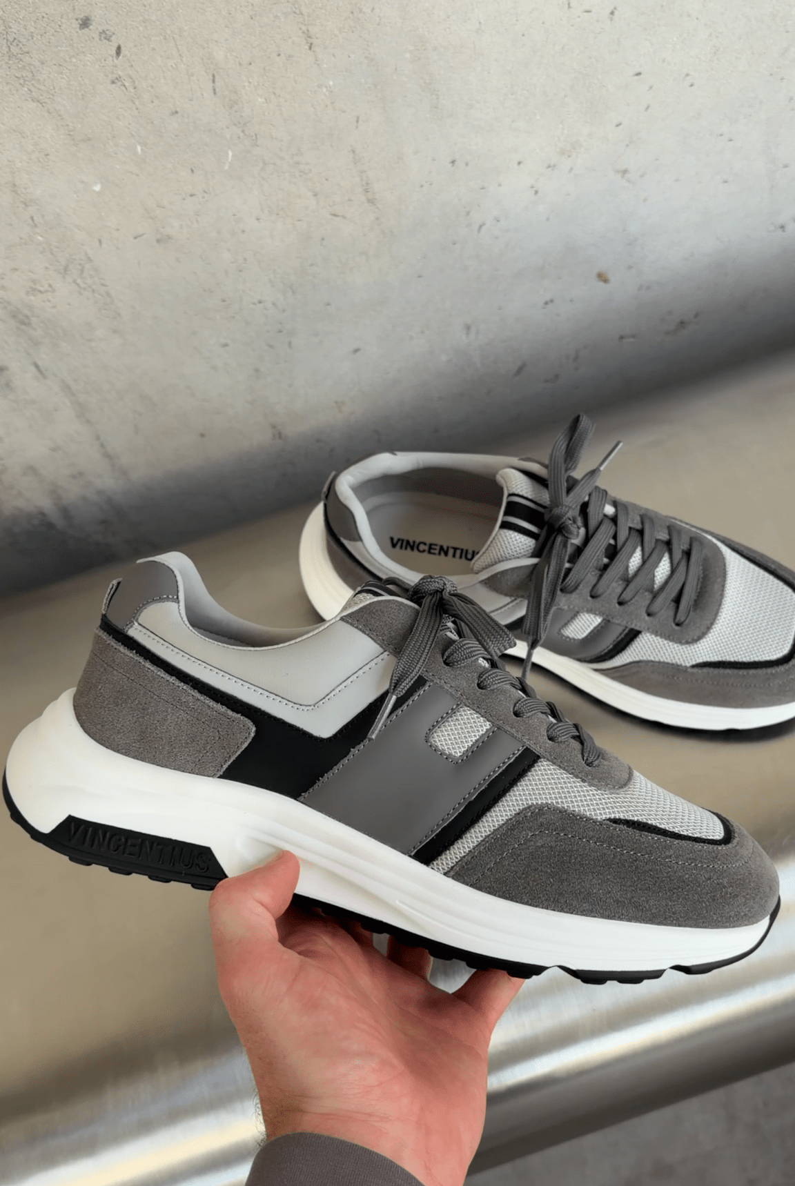 V001 Runner - Grey/Black (please note dispatch date is week commencing 23rd March) - Vincentius
