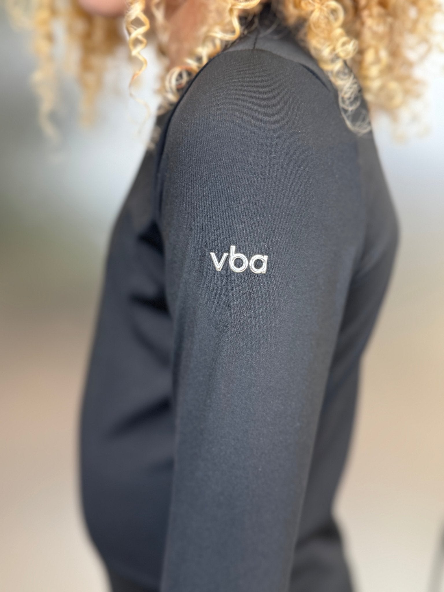 Active Top - Noir (Dispatched W/C 15/12/25) - Vincentius