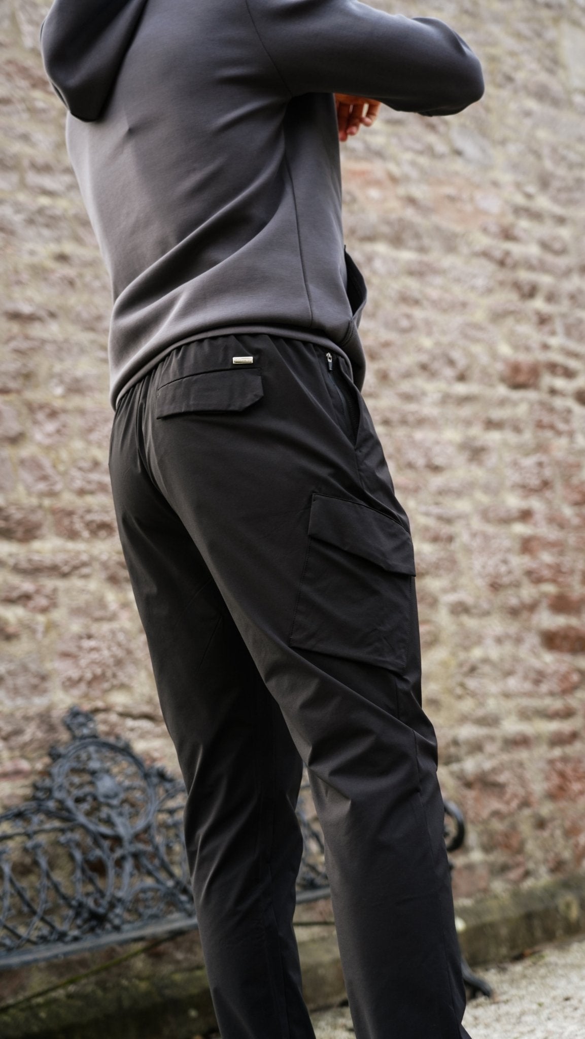 Commuter Cargo - Black - Vincentius