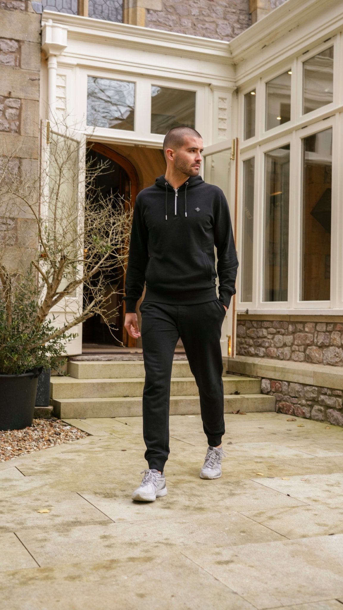 Loopback 1/4 Zip Hoodie - Black - Vincentius