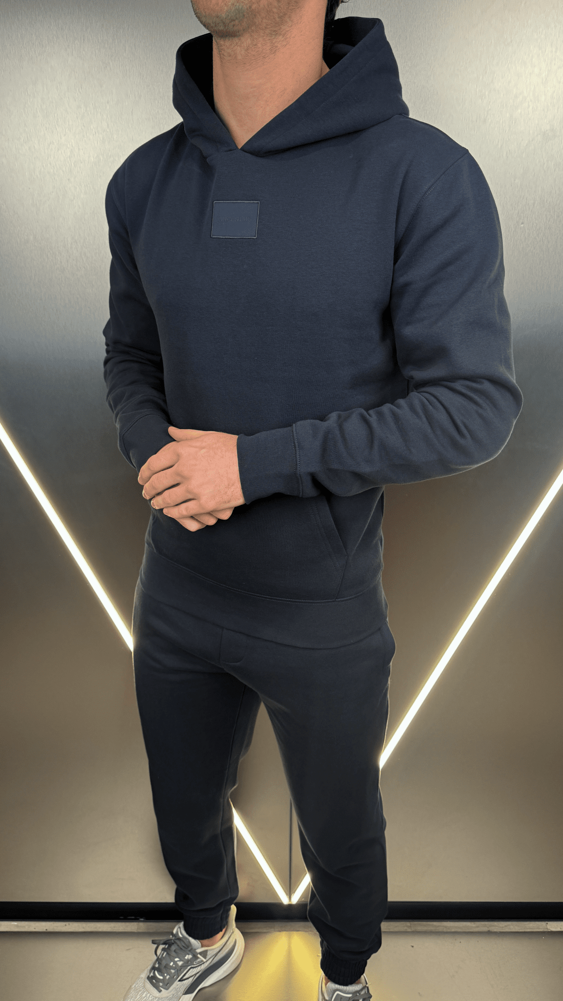 Tonal Badge Every Day Tracksuit - Navy - Vincentius